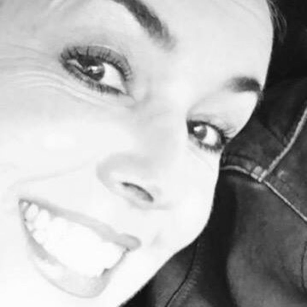 Meet your Posher, Suzanne m.